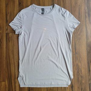 Alphalete - Shark Grey Premium Hex Tee - Medium